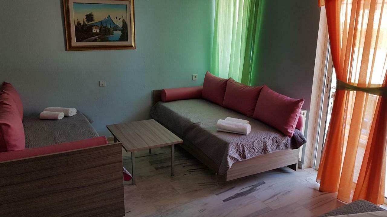 Hotel White Rose Beach Olympiakí Aktí المظهر الخارجي الصورة