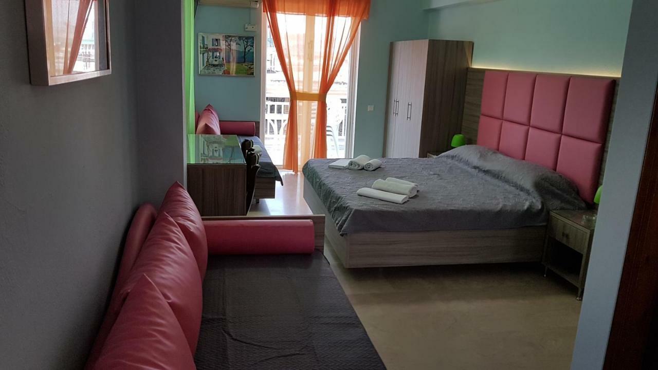 Hotel White Rose Beach Olympiakí Aktí المظهر الخارجي الصورة